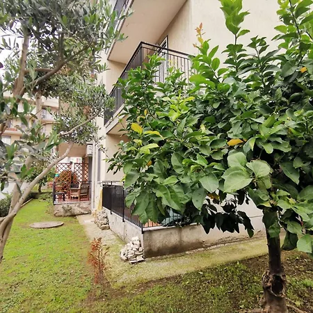Carmen's Caserta Sud Bed & Breakfast *